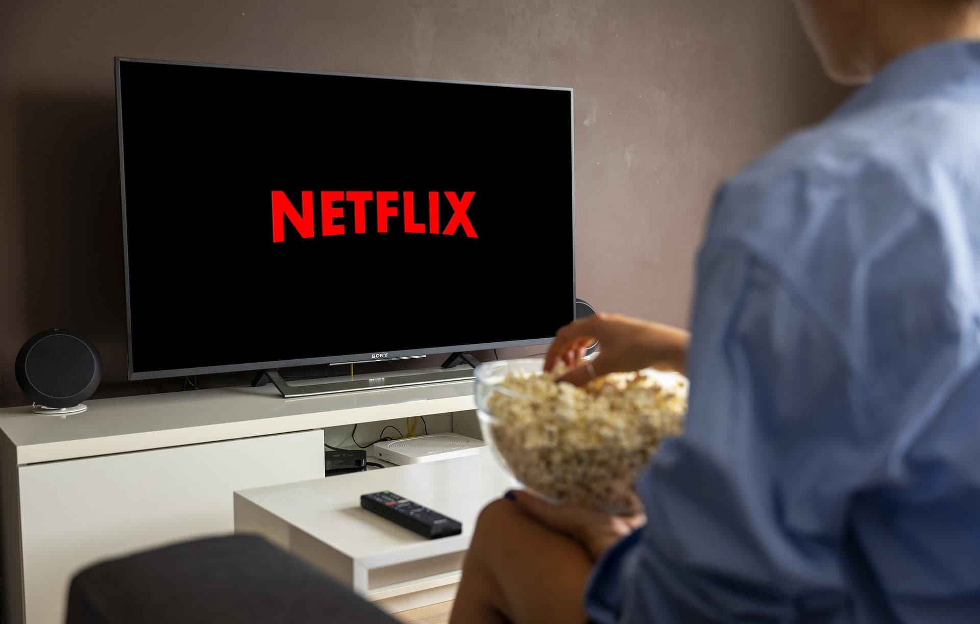 14 Legit Ways to Get Paid to Watch Netflix In [current_year]